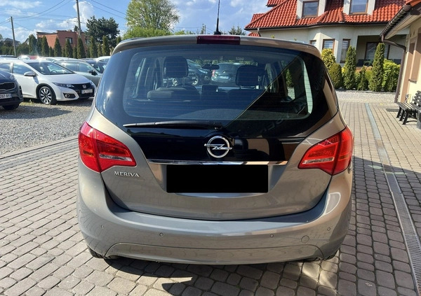 Opel Meriva cena 37900 przebieg: 123000, rok produkcji 2015 z Otwock małe 211